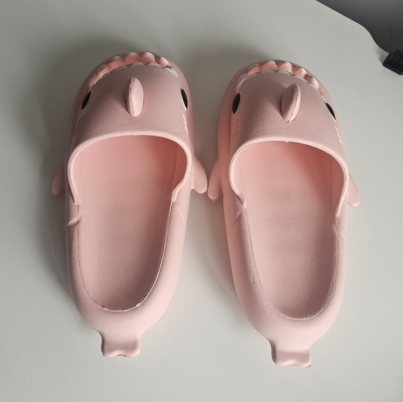 SOLD - Picture 4 of 11